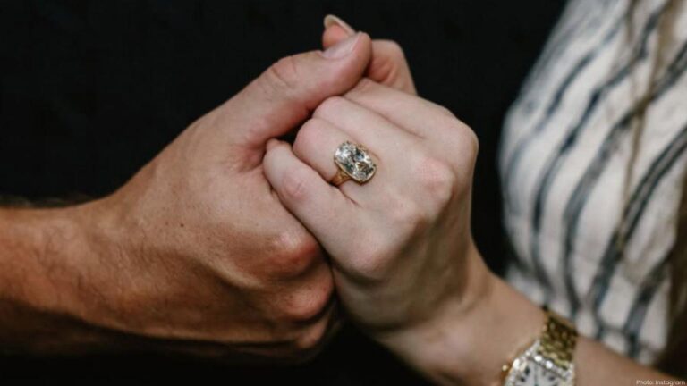 Taylor Swift’s Engagement 2025: The Story, Symbolism, and Global Impact